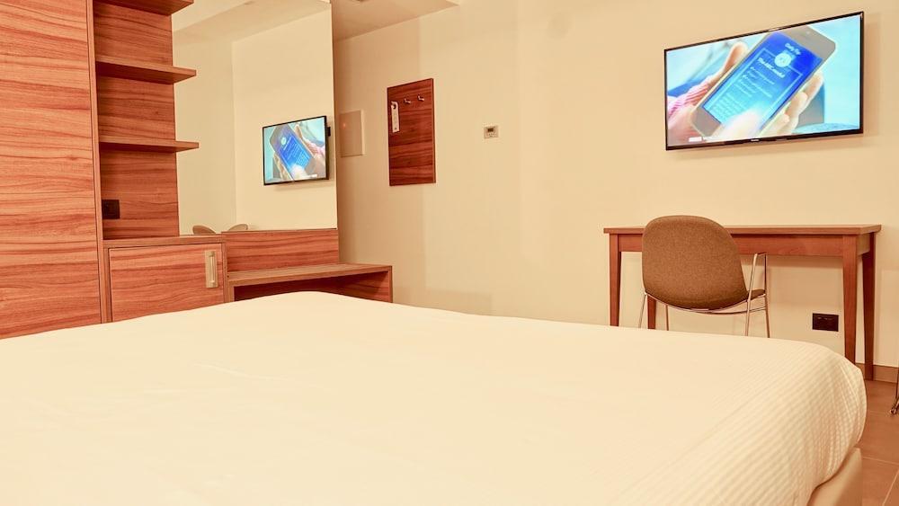 Kolping Hotel Casa Domitilla Rzym Zewnętrze zdjęcie