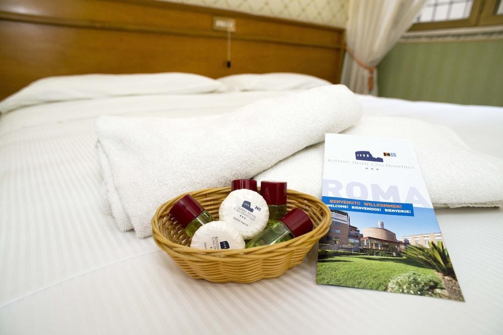 Kolping Hotel Casa Domitilla Rzym Zewnętrze zdjęcie