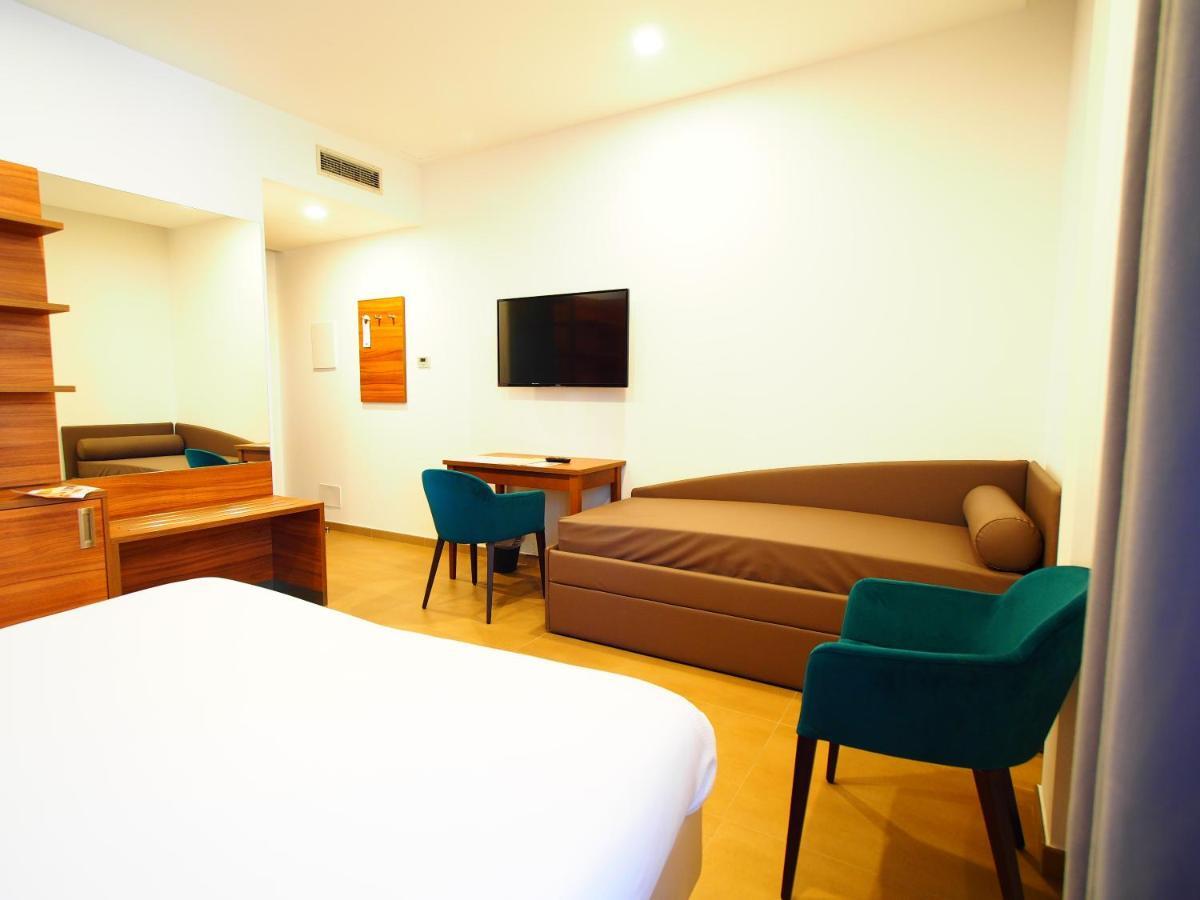 Kolping Hotel Casa Domitilla Rzym Zewnętrze zdjęcie